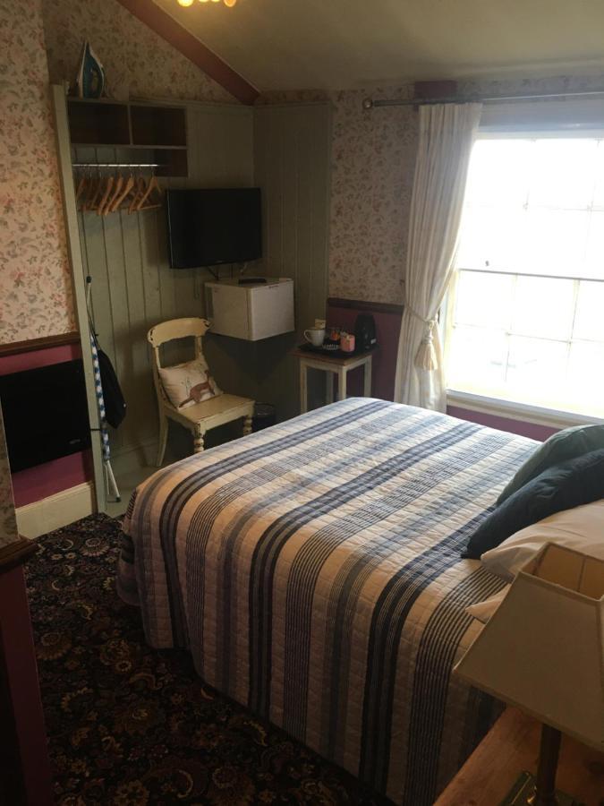 Regency House Bed and Breakfast Walton-on-the-Naze Εξωτερικό φωτογραφία