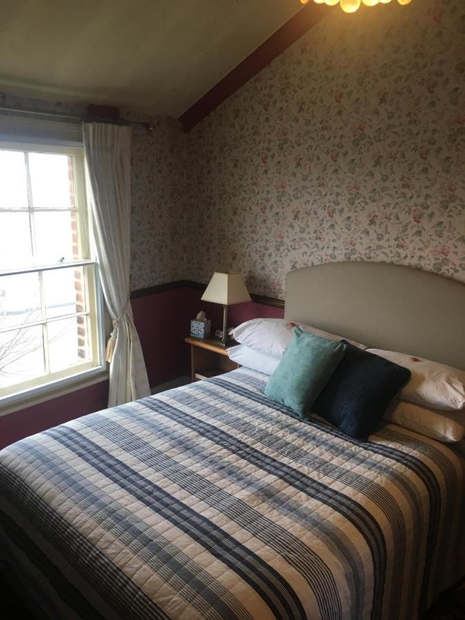 Regency House Bed and Breakfast Walton-on-the-Naze Εξωτερικό φωτογραφία